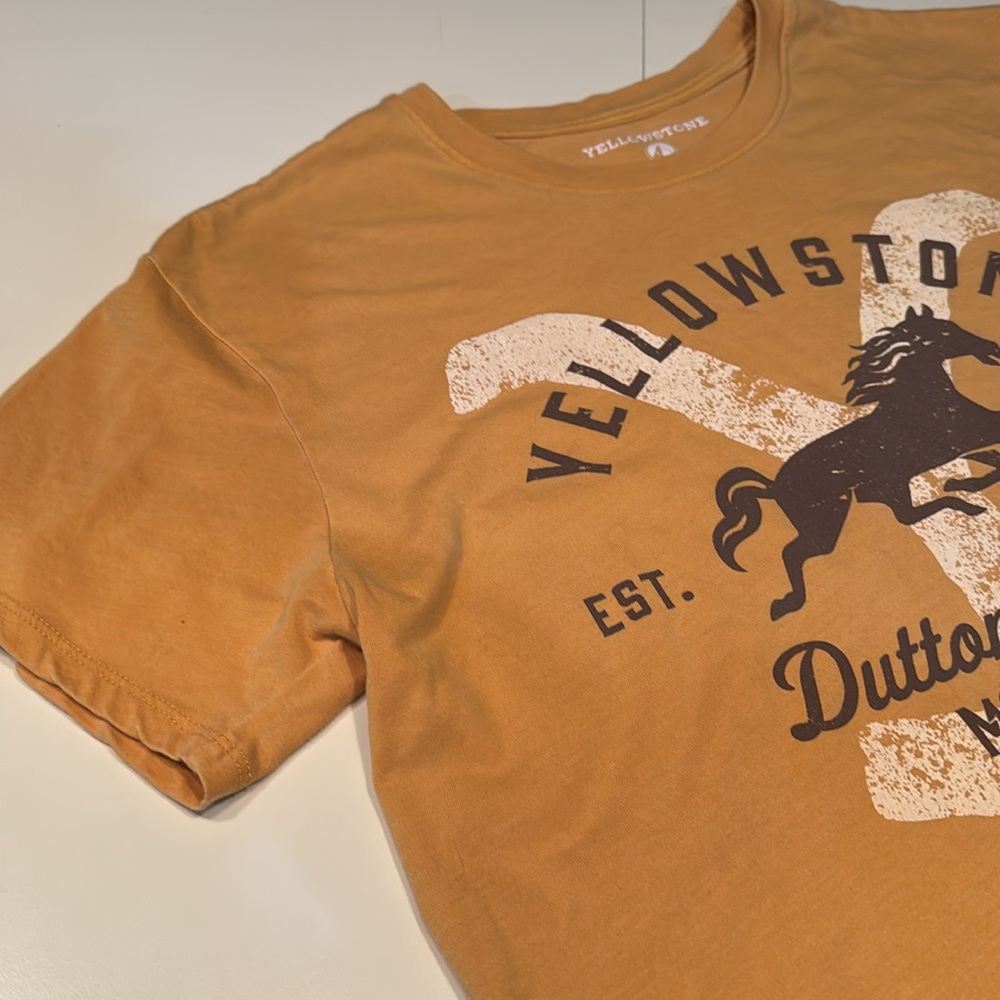Yellowstone Dutton Ranch T-Shirt - Picture 8 of 10